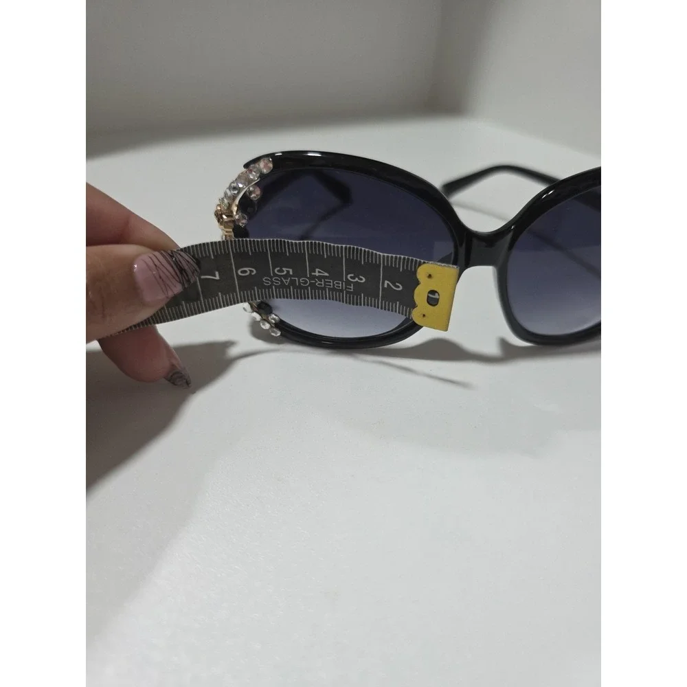 Oversized Black Rhinestone Sunglasses‎ with Gold Rose Side Detail – Glam Fashion